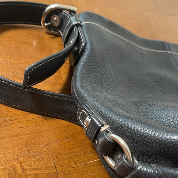 Authentic Coach purse, great condition, smoke free home! Make offer! - Picture 7 of 8